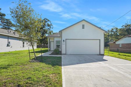 New construction Single-Family house 1107 Fenner Street, Cleveland, TX 77327 - photo 0