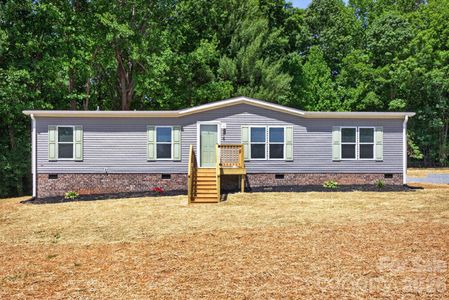 New construction Single-Family house 219 Harvick Ln, Lexington, NC 27292 - image
