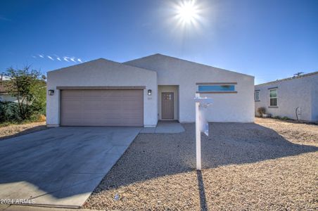 New construction Single-Family house 527 W Mobile Ln, Phoenix, AZ 85041 null- photo 54 54