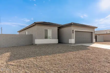 New construction Single-Family house 10872 W Cove Dr, Arizona City, AZ 85123 - image