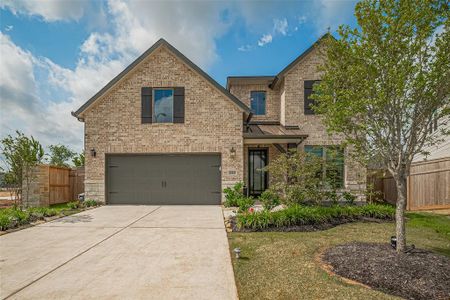 New construction Single-Family house 31443 Weathered Cabin Ct, Fulshear, TX 77441 The Davenport- photo 0