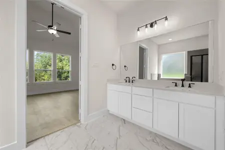 New construction Single-Family house 2001 Woodland Rd, Weatherford, TX 76088 - image 4