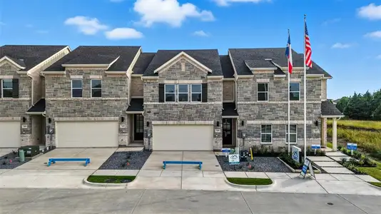 New construction Townhouse house 1606 Governors Blvd, Heath, TX 75032 - image