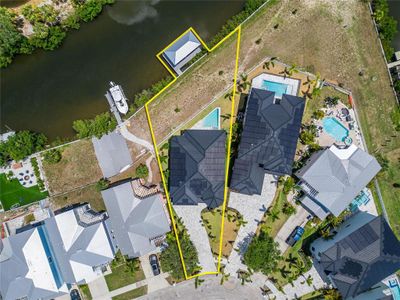 New construction Single-Family house 6520 Simone Shores Cir, Apollo Beach, FL 33572 - image