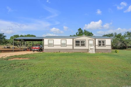 New construction Single-Family house 20 Brite, Pleasanton, TX 78064 - image