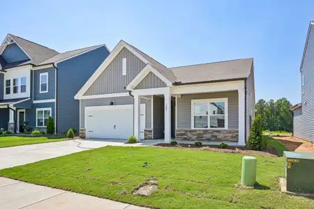 New construction Single-Family house 129 N Stonemill Trl, Wilson's Mills, NC 27520 plan Craven - image