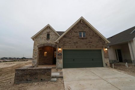 Welcome to The Desoto by David Weekley Homes. **Home estimated to be complete January 2025**