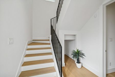 New construction Single-Family house 1403 W 21St St, Unit C, Houston, TX 77008 - image 19