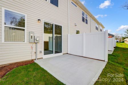 New construction Townhouse house 2345 Hedgecliff Rd, Unit 15, Kannapolis, NC 28083 Adriana- photo 31 31