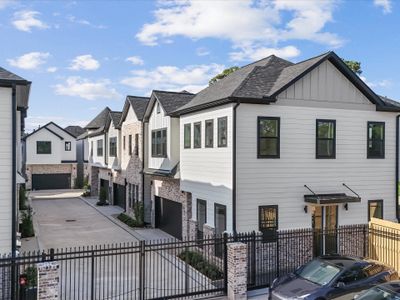 New construction Single-Family house 2582 W Tidwell Rd, Houston, TX 77091 - image