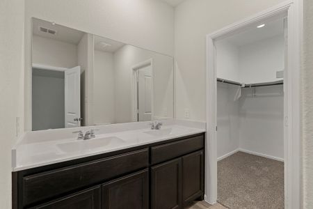 New construction Single-Family house 300 Deserado Dr, Fort Worth, TX 76131 null- photo 14 14