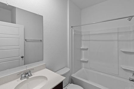 New construction Single-Family house 5164 Bay Breeze, San Antonio, TX 78245 plan Hewitt - image 6