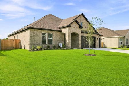 New construction Single-Family house 12102 Old Fashion Cir, Mont Belvieu, TX 77535 plan Cascade - image