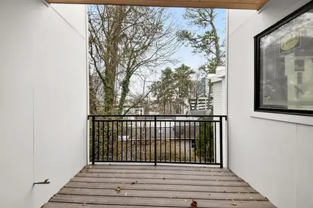 New construction Townhouse house 3521 Kingsboro Rd, Atlanta, GA 30326 - image