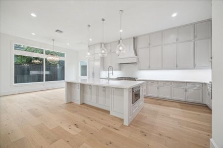 New construction Single-Family house 1119 Willard St, Houston, TX 77006 - image 5