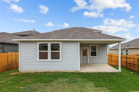 New construction Single-Family house 5631 Franklin Hls, San Antonio, TX 78073 plan Frederick - 2260 - image 3