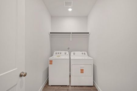 New construction Single-Family house 23606 Zinfandel Dr, Alvin, TX 77511 plan Savannah - image 7