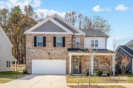 New construction Single-Family house 8233 Franklin Trail St, Mint Hill, NC 28227 plan Woodwright - image