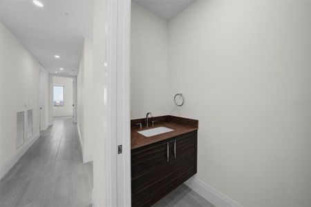 New construction Condo/Apt house 2910 W Barcelona Street, Unit 2001, Tampa, FL 33629 - photo 24 24