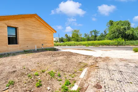 New construction Single-Family house 226 San Salvador, San Antonio, TX 78210 - image