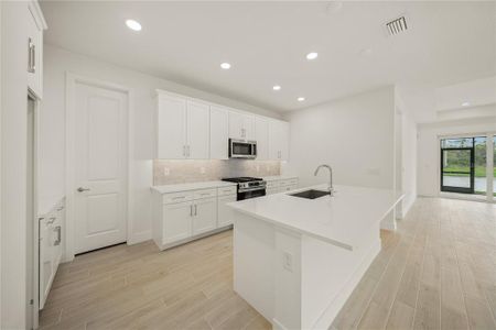 New construction Single-Family house 9533 Lunar Dove Ct, Sarasota, FL 34240 - image 13