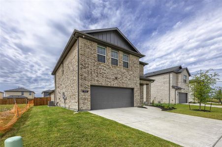 New construction Single-Family house 1217 Triton Dr, Seagoville, TX 75159 - image