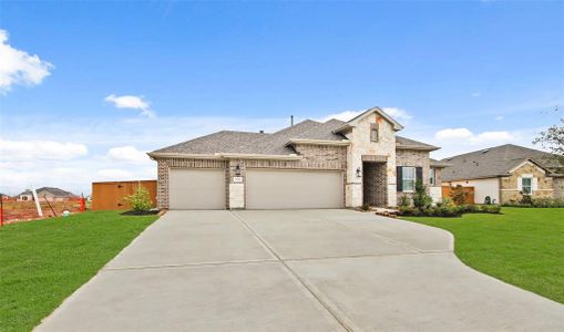 One story home with 3 bedrooms, 2 baths, and a 3-car garage.