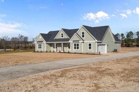 New construction Single-Family house 725 Peele Farm Ln, Cameron, NC 28326 - image