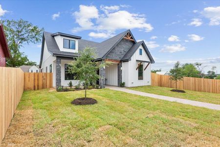 New construction Single-Family house 107 N Jena St, Riesel, TX 76682 - image