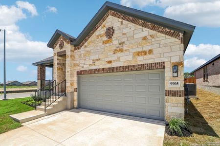 New construction Single-Family house 9905 Paladin Rdg, San Antonio, TX 78254 plan Callaghan - image