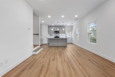 New construction Single-Family house 1220 E 33Rd St, Houston, TX 77022 - image 16