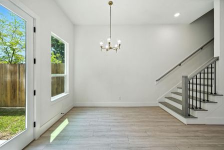New construction Single-Family house 7117 England St, Unit C, Houston, TX 77021 - image 16