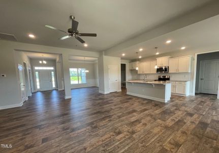 New construction Single-Family house 60 Falls Of The Cape Dr, Lillington, NC 27546 2620- photo 5 5