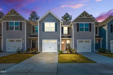 New construction Townhouse house 6684 Gibraltar Rock Dr, Raleigh, NC 27610 - image