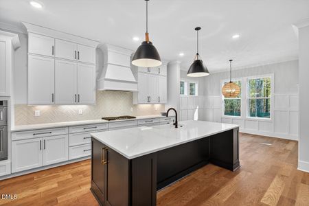 New construction Single-Family house 122 Sanderway Dr, Chapel Hill, NC 27516 - image 10