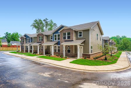 New construction Townhouse house 1610 Ct Brooks Cir, Charlotte, NC 28212 - image