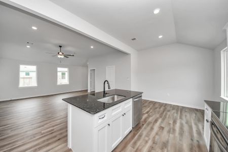 New construction Single-Family house 12825 Naval Dr, Conroe, TX 77306 plan Magnolia - image 11