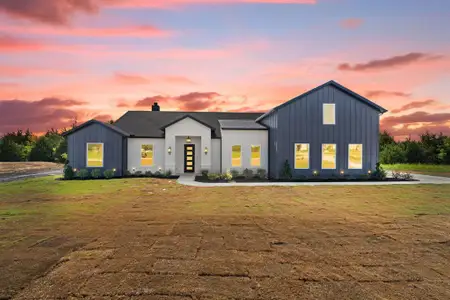 New construction Single-Family house 3080 Glen Oaks Dr, Waxahachie, TX 75165 - image