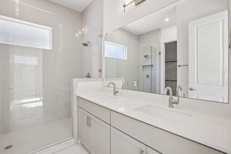 New construction Single-Family house 2014 Kit Cir, Austin, TX 78758 plan Silverton - image 7