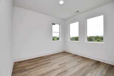 New construction Single-Family house 4403 Abaco Ln, Houston, TX 77045 - photo 17 17