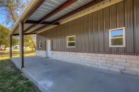 New construction Single-Family house 520 N 1St St, Point, TX 75472 - image