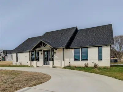 New construction Single-Family house 170 Half Moon Wy, Runaway Bay, TX 76426 - image