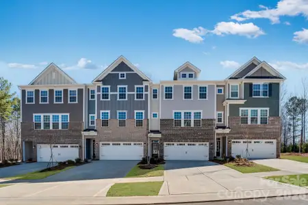 New construction Townhouse house 1028 Bandon Dr, Unit 32, Waxhaw, NC 28173 - image
