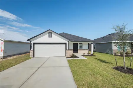 New construction Single-Family house 402 Cedar Chase Ct, Dayton, TX 77535 plan Indigo - image