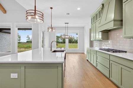 New construction Single-Family house 129 Aiden Dr, Waxahachie, TX 75165 - image 7