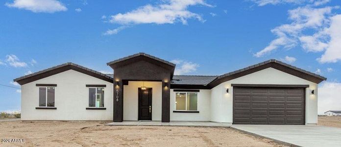 New construction Single-Family house 5708 N 381St Ln, Tonopah, AZ 85354 - image