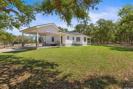 New construction Single-Family house 408 Rust Ranch Rd, Blanco, TX 78606 - image