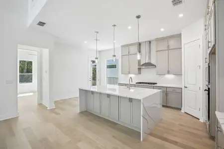 New construction Single-Family house 2014 Kit Cir, Austin, TX 78758 plan Silverton - image 5