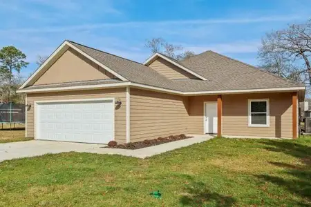 New construction Single-Family house 527 Autumn Ln, Livingston, TX 77351 - image