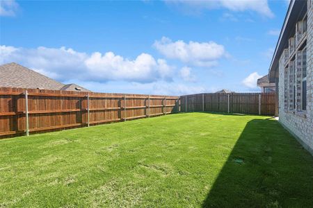 New construction Single-Family house 1332 Beaumont Ln, Red Oak, TX 75154 Premier Series - Juniper- photo 29 29